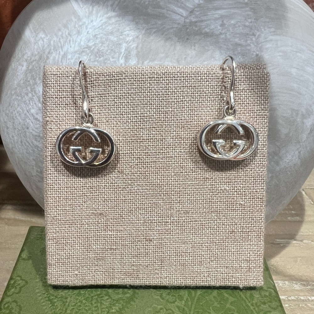 NIB Gucci Interlocking GG 925 Sterling Silver Drop Earrings - Picture 8 of 8